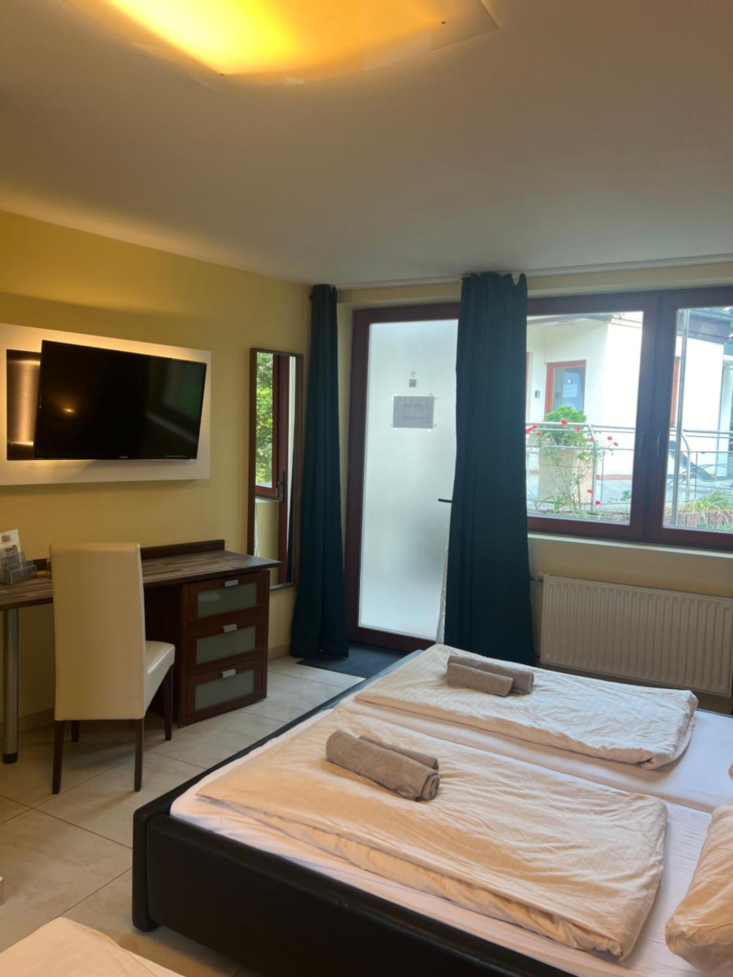 Hotel Hof 19 - Nuernberg Nord Heroldsberg Eksteriør billede